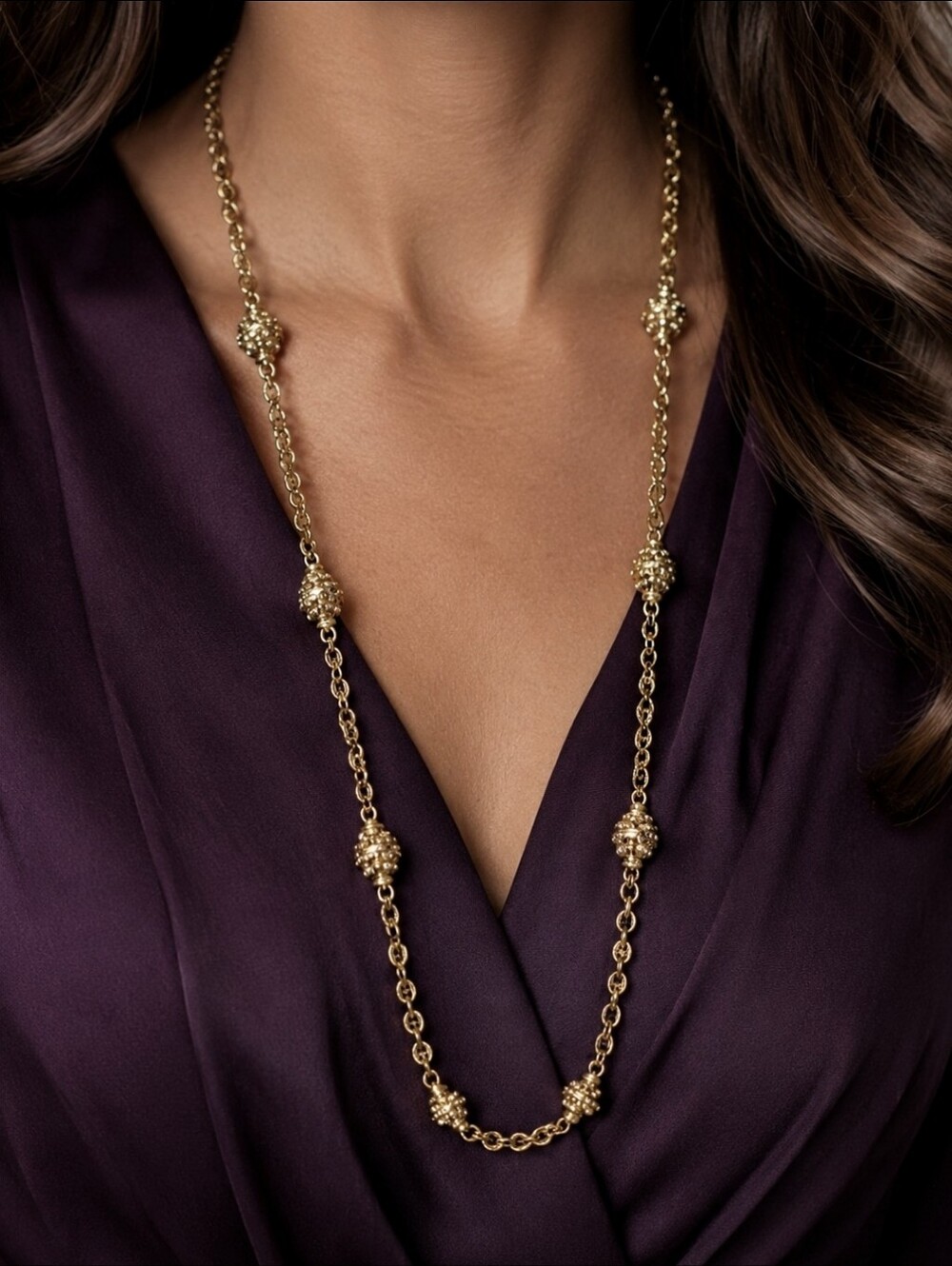 Heavy Weight Gold Tone Plated Textured Long Vintage Chain Box Swirl Necklace 80s